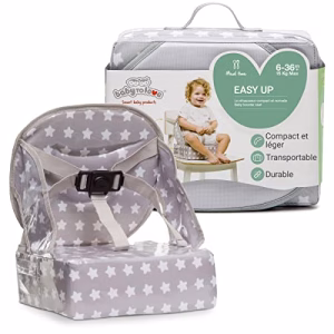 BabyToLove | Rehausseur chaise bébé compact et pliable avec coussin imperméable, harnais 3 points et poignée de transport | White Stars BabyToLove | Rehausseur chaise bébé compact et pliable avec coussin imperméable, harnais 3 points et poignée de transport | White Stars pas cher